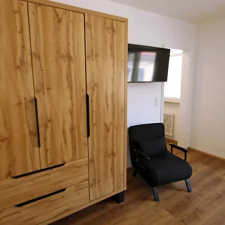 Rundum Gluecklich - *